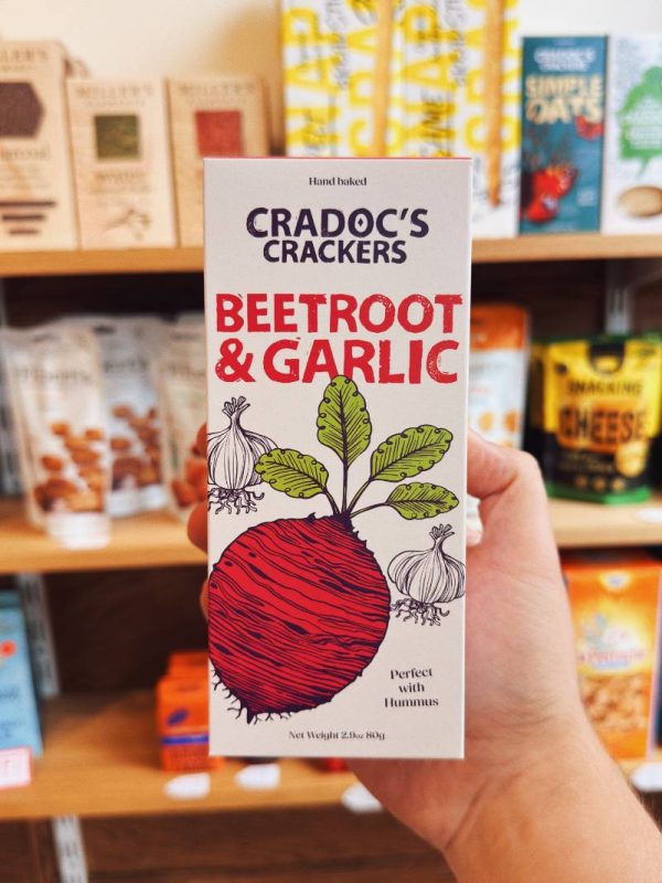 Beetroot garlic crackers