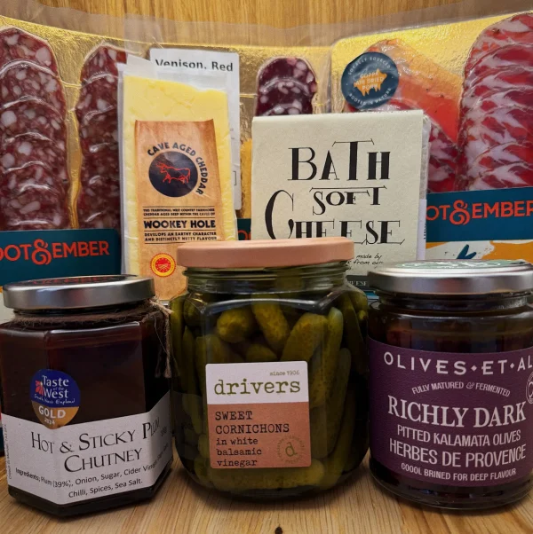 The perfect sharing board hamper inside
