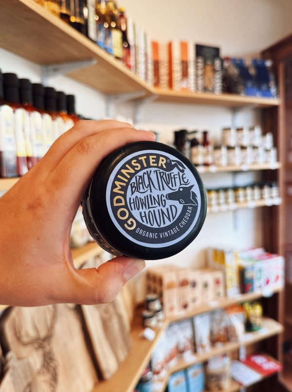 Godminster, Black Truffle Howling Hound Vintatge Cheddar
